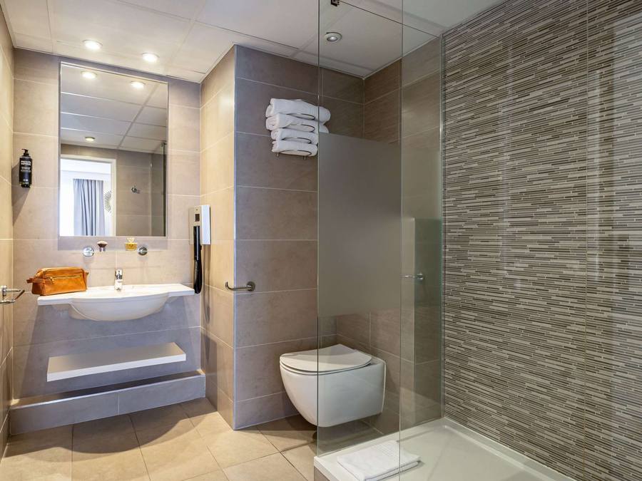 Salle de bain, ibis Styles Villeneuve d'Ascq